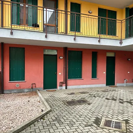 Apartamento B E B House Castellanza
